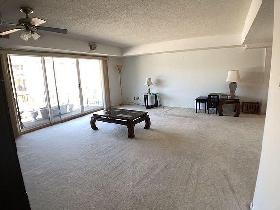 5th image of 4001 W 93rd Pl APT 2C