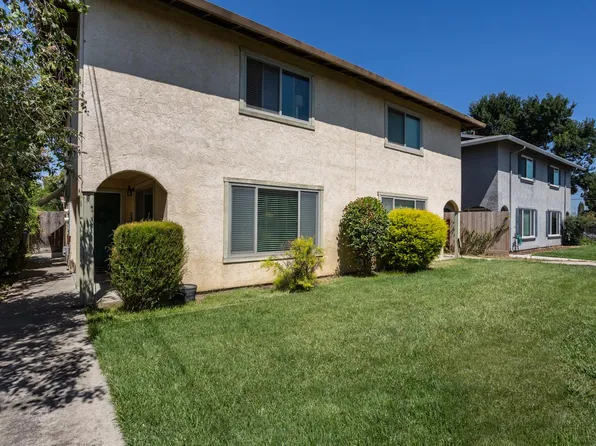 1527 Irwin Ave, Escalon, CA 95320
