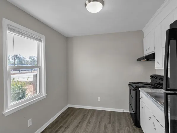 128 Calvin Ct APT D, West Columbia, SC 29170