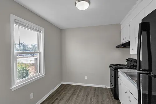 128 Calvin Ct #B Photo 1