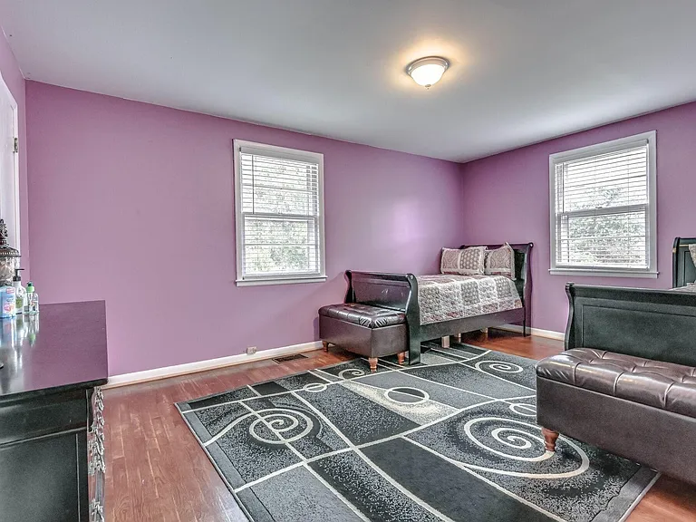 655 Harding Pl — Photo 28