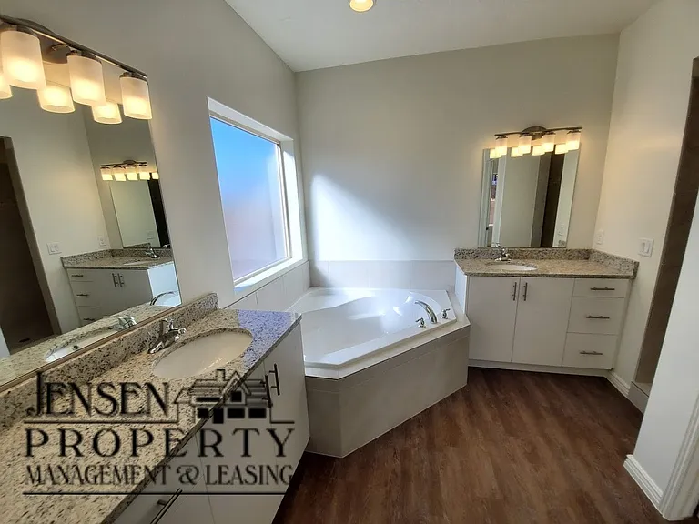3294 E Tanoak Dr — Photo 20