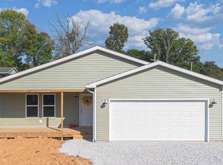 7519 State Road 158, Bedford, IN 47421