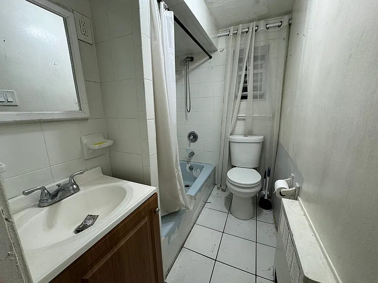 33 Rutgers Ave #1E — Photo 8