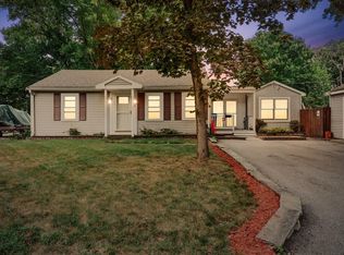 27 N Douglas St, Rockland, MA 02370