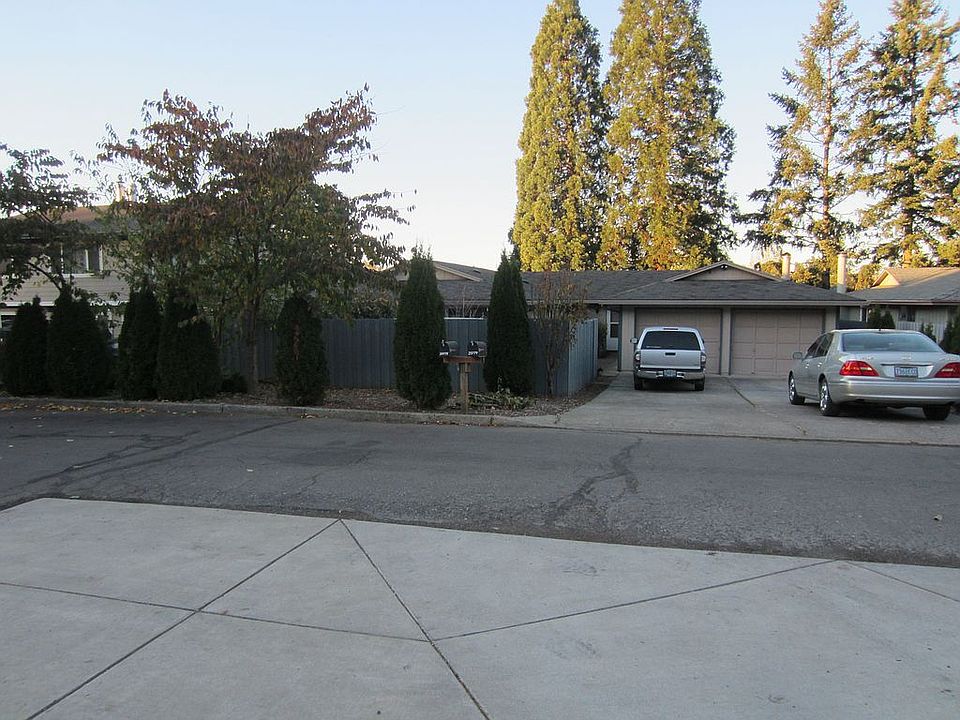 1st image of 23775-23777 NE Shannon St