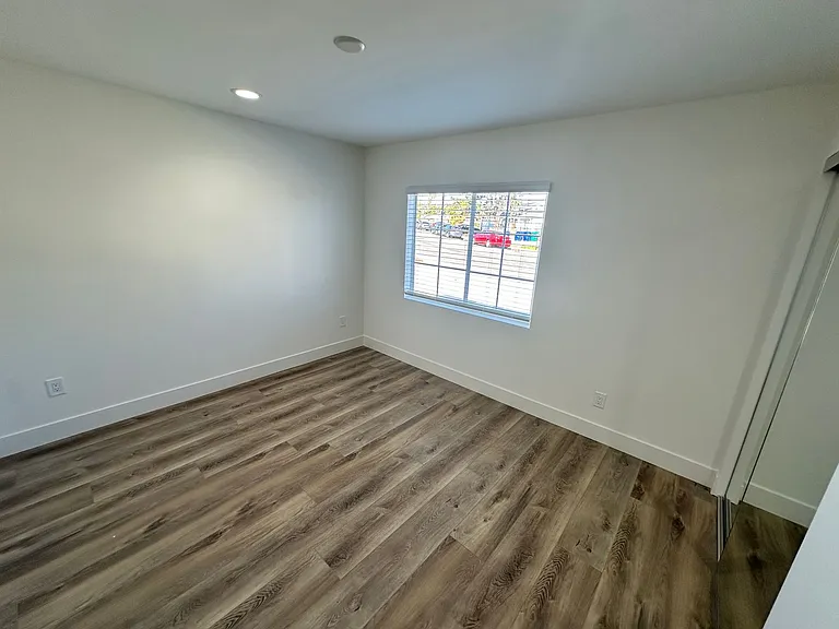 5244-5244 Unit 101 East Falls View Dr. — Photo 13