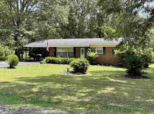 1060 Clifton Rd, Savannah, TN 38372