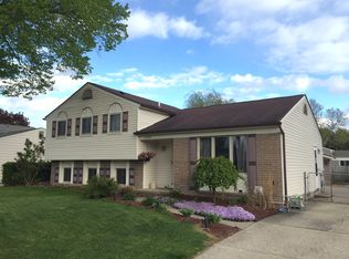 14846 Alma Dr, Sterling Heights, MI