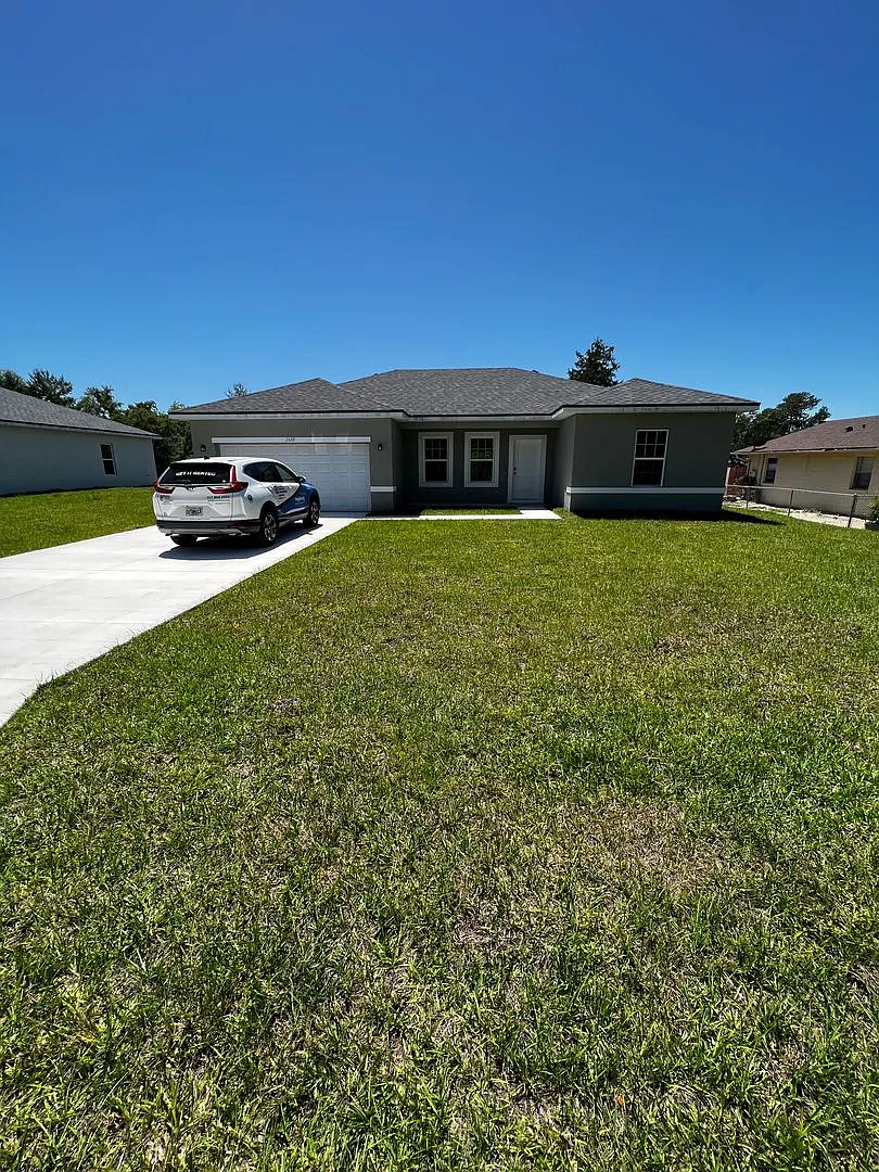 Beautiful Home in Desirable SW Ocala location - 4/2/2 — Photo 1