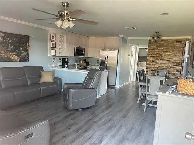 1 bed, 1.0 bath, 660 sqft, $1,750 — Photo 4