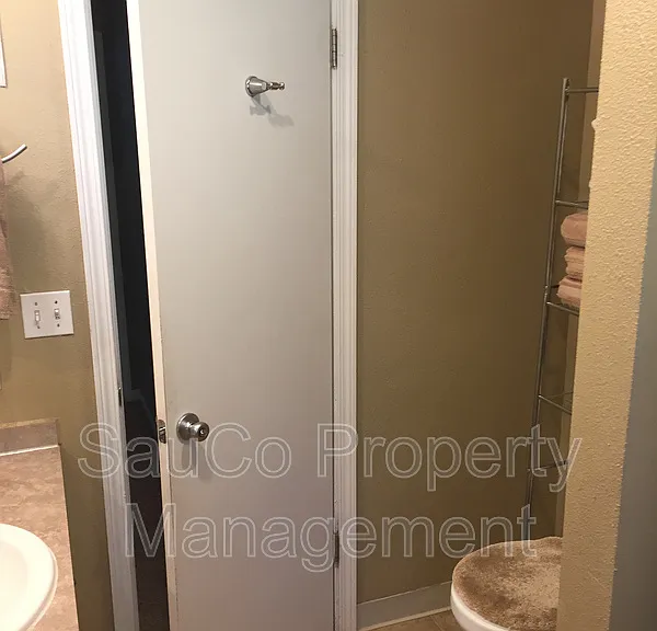 22120 S Leslie Ave — Photo 24