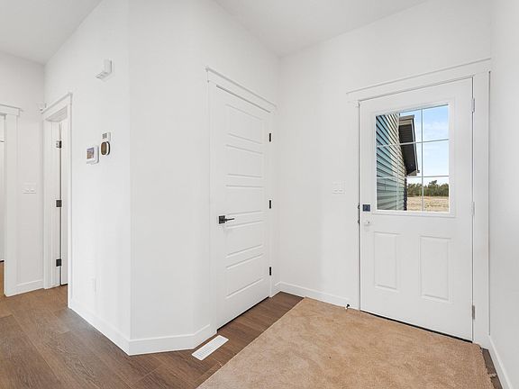 4th image of 511 157th Ave NW