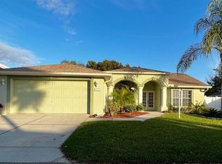 10713 Magrath Ln, New Port Richey, FL 34654