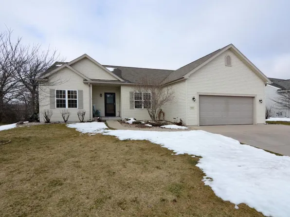 103 Ridgeline Drive, Columbus, WI 53925