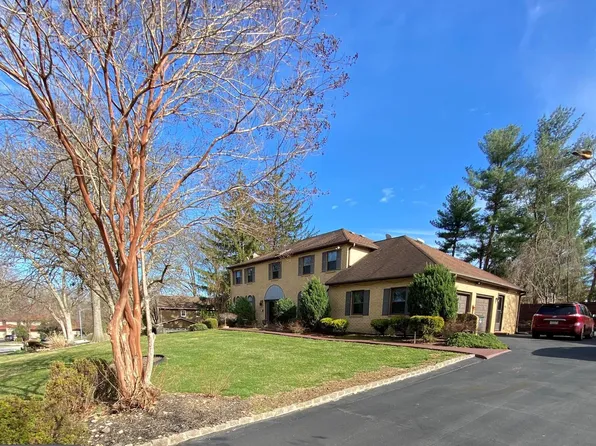 1328 Mettler Rd, Huntingdon Valley, PA 19006