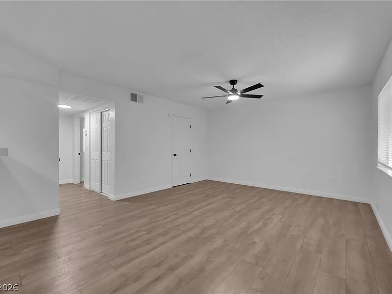3432 Aristos Ave #B — Photo 9