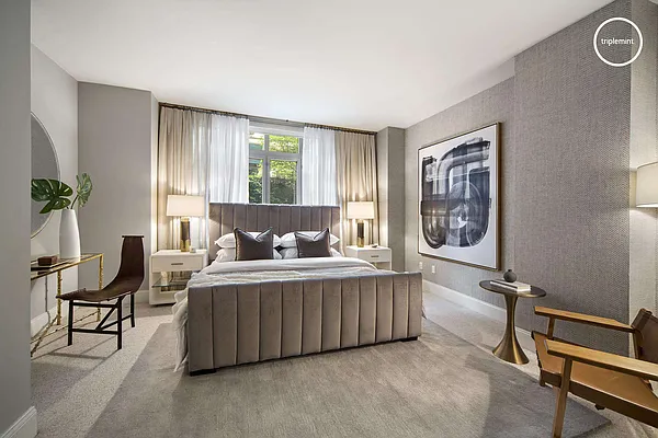 Sold by Triplemint | media 16