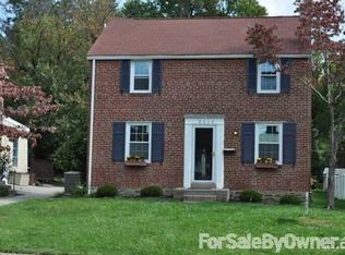 2313 County Line Rd, Ardmore, PA 19003