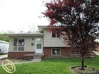 1st image of 23470 Hanover St