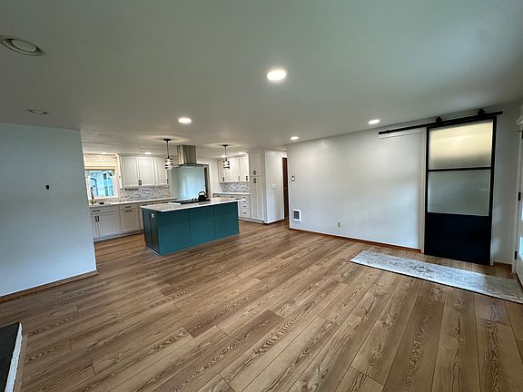 4th image of 5213 25th Ave SE