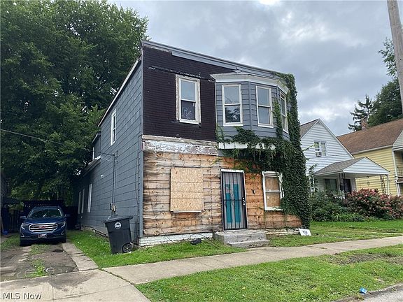 2nd image of 3661 E 59th St