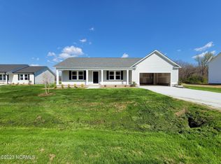 107 Hampshire Pl, Kenly, NC 27542