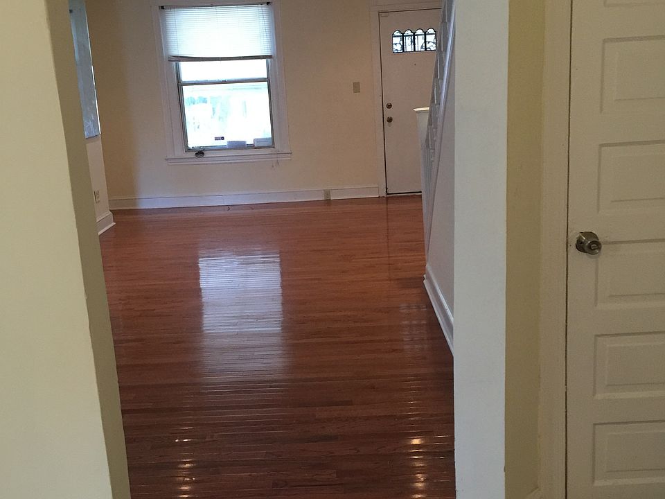 2nd image of 1427 N Felton St