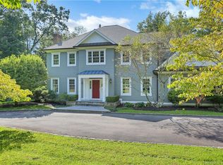 10 Bernhard Dr, Weston, CT 06883