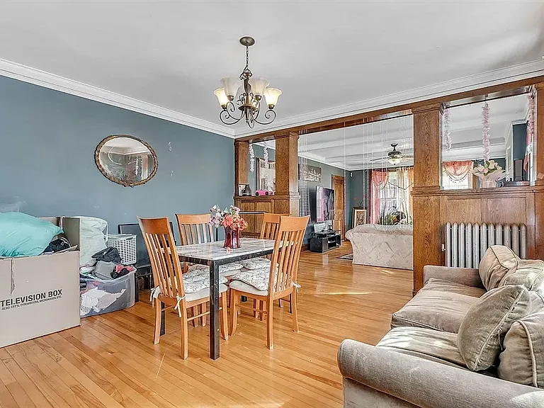 7 Fiske St #2 — Photo 2