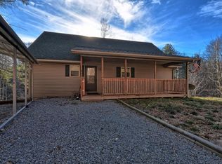 905 Old Railroad Grade Rd, Roan Mountain, TN 37687