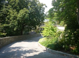 6705 Beach Dr SW, Seattle, WA 98136