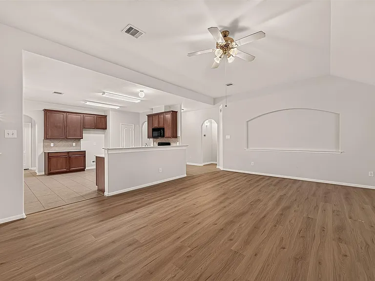 4823 Grand Chateau Ln — Photo 10