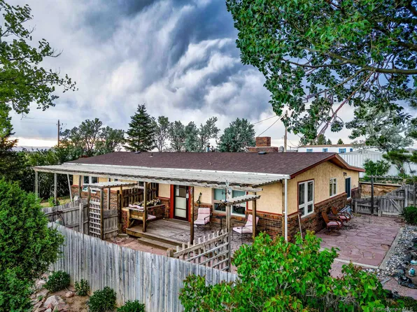 5510 S View Rd, Laramie, WY 82070