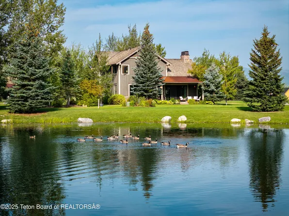 41 Moulton Ln, Victor, ID 83455