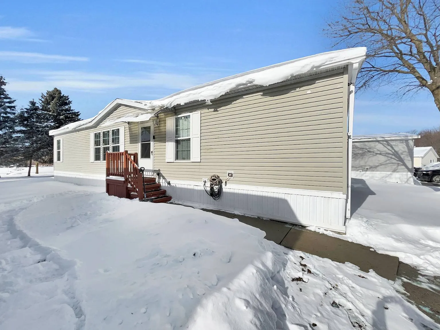 102 Aichebaun St photo 1