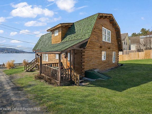 2nd image of 407 Lakeview Road