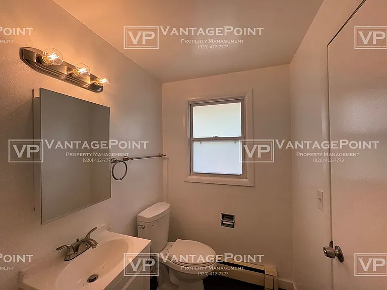 1558 Cass St #B — Photo 10