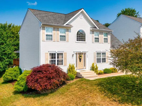 562 Rich Mar St, Westminster, MD 21158