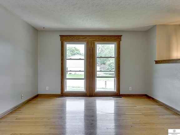 5th image of 7521 Josephine St