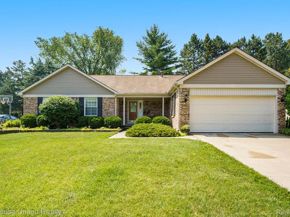 44783 Yorkshire Dr, Novi, MI 48375