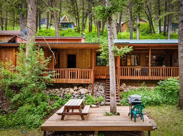 63921 Gallatin Rd, Gallatin Gateway, MT 59730