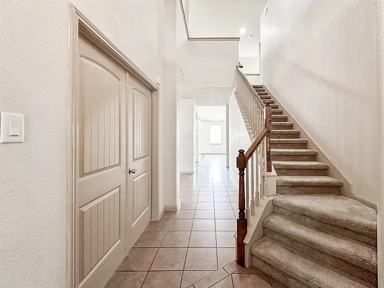 20319 Little Wing Dr — Photo 9
