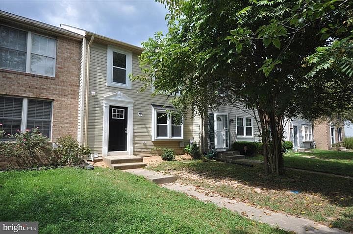 1st image of 8240 Shady Nook Ct