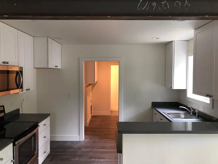 519 Atwood St #A — Photo 10