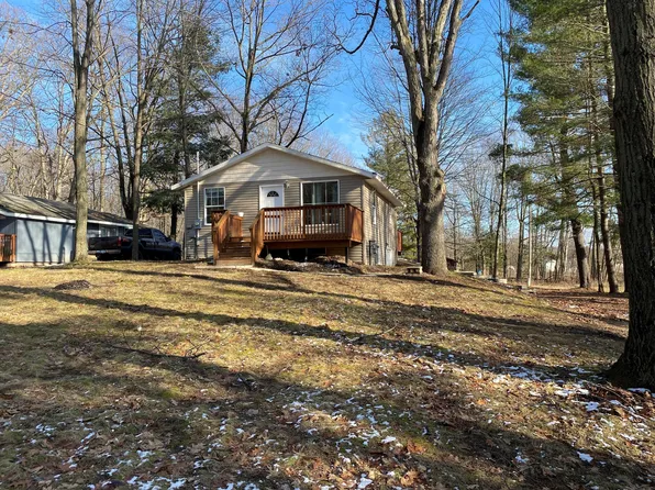 11518 Elm Dr, Lakeview, MI 48850