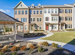 34 Cortland Ct, Livingston, NJ 07039