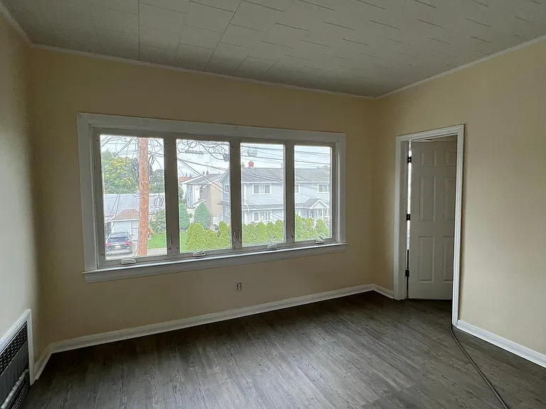 80 Harrison Pl #1 — Photo 2