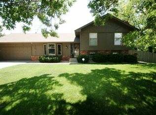 3819 SE 32nd Pl, Topeka, KS 66605