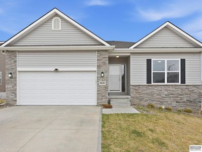 5310 Lynnwood Dr, Papillion, NE, 68133
